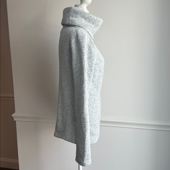 Idris Womens Cowl Neck Fleece
Mountain Warehouse gray oatmeal size 4 EUC - Picture 5 of 9